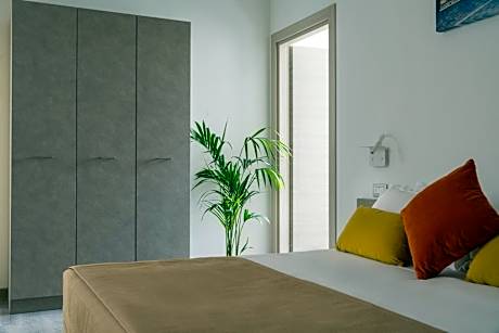 Economy Triple Room