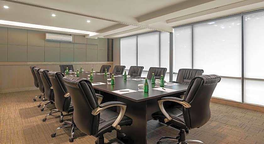 Best Western Plus The Ivywall Hotel - Palawan