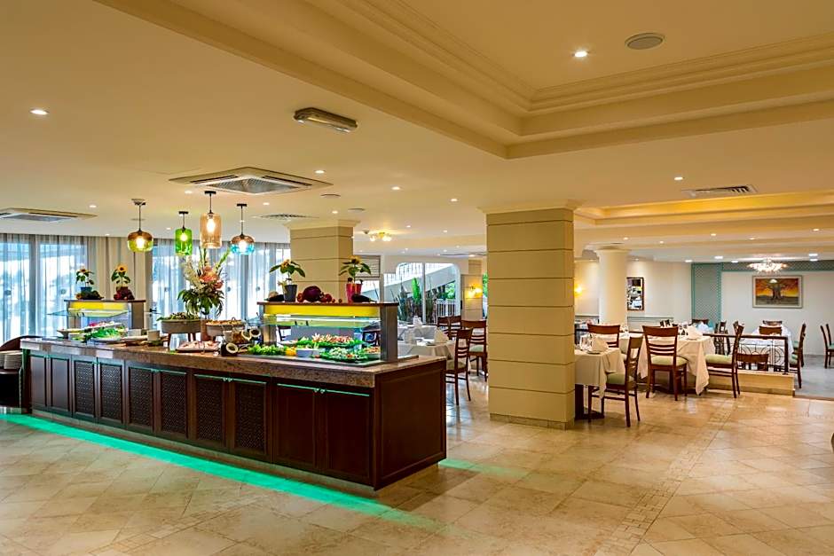 Aquamare Beach Hotel & Spa