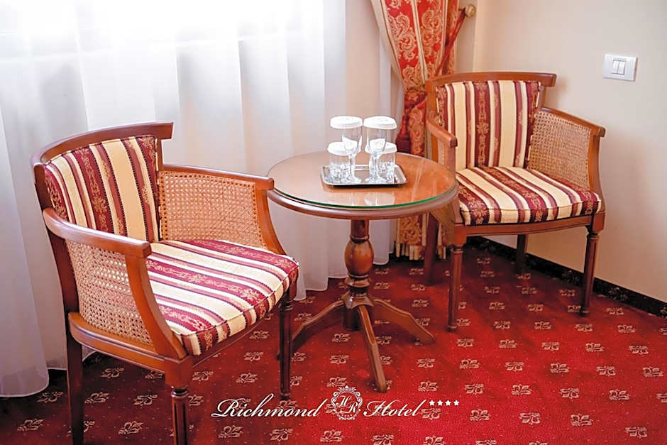 Richmond Hotel