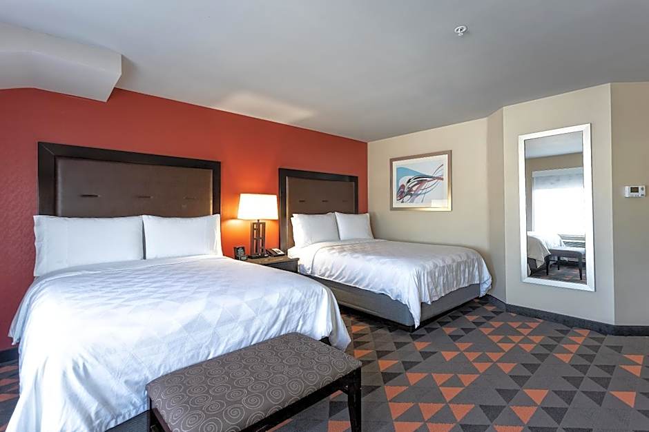 Holiday Inn Oceanside Marina - Camp Pendleton Area By IHG