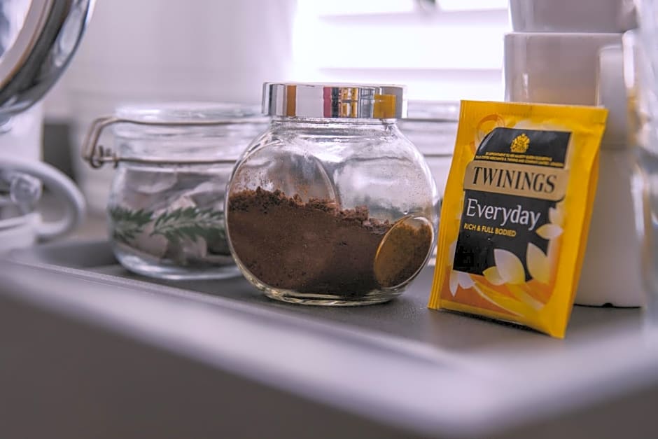 Haven House Rooms, Barry