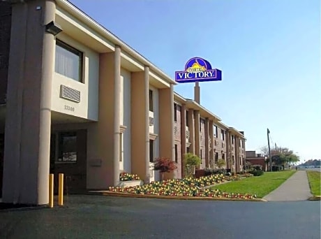 A Victory Hotel - Southfield