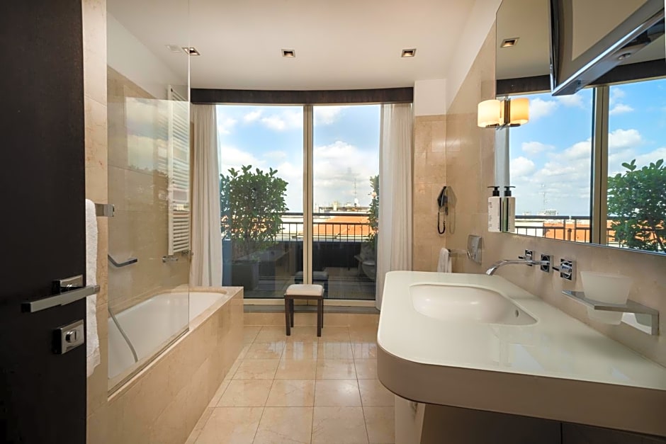 Crowne Plaza Milan City by IHG