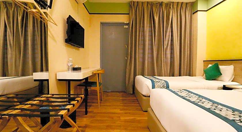 Golden Roof Hotel Seri Iskandar