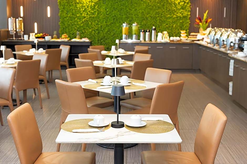 Victoria Hotel and Suites Panama