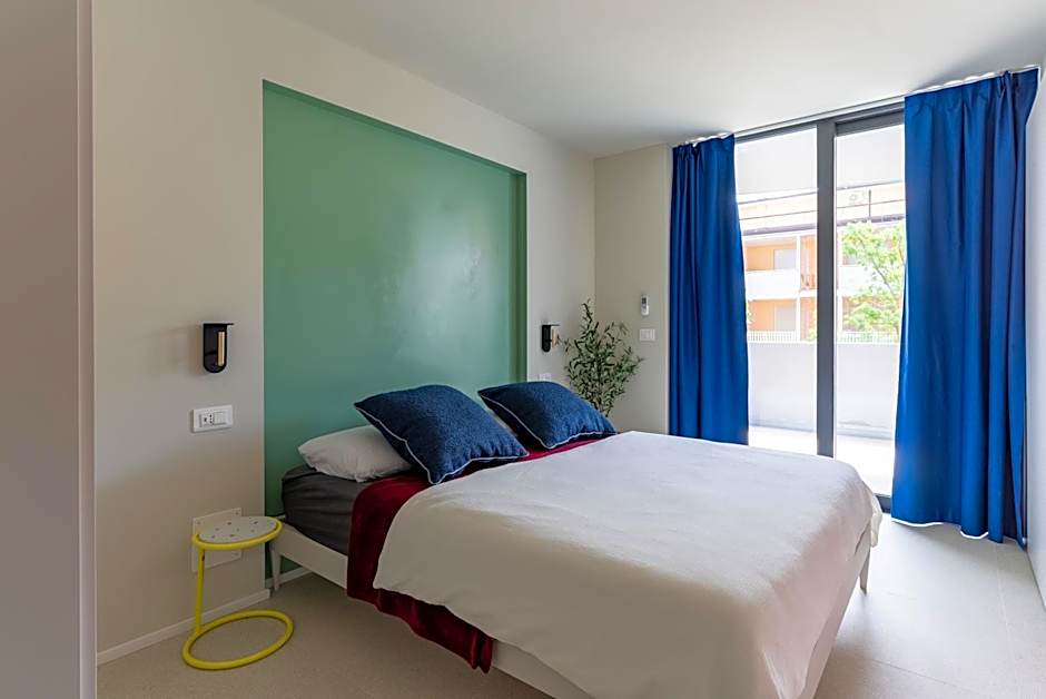 Aparthotel Zefiro com design, large terrace, bike, near beach and thermal