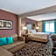 La Quinta Inn & Suites by Wyndham Fayetteville
