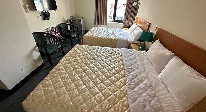 Chian Huei Business Hotel