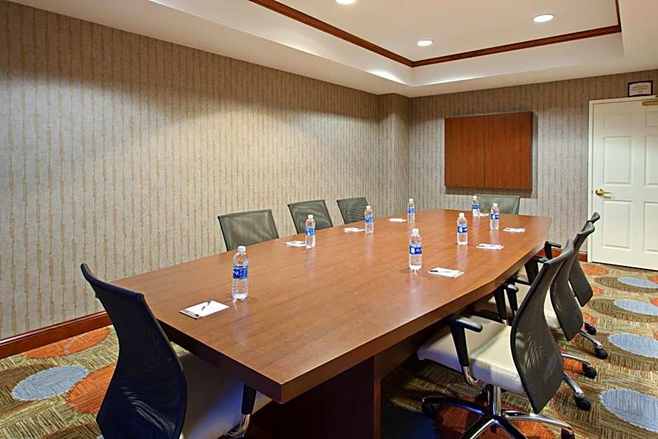 Staybridge Suites Fairfield Napa Valley Area by IHG