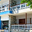 La Scala family apartments
