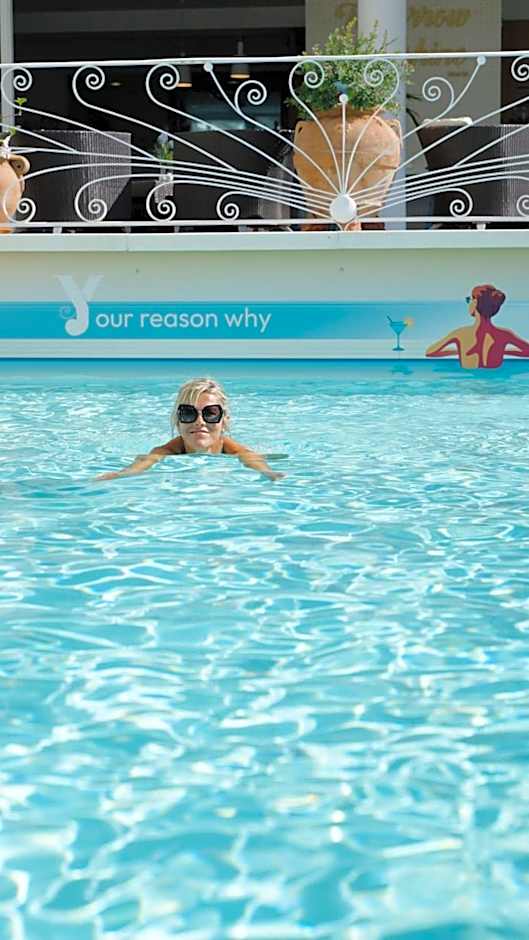 Luxor Beach Boutique Hotel Cattolica