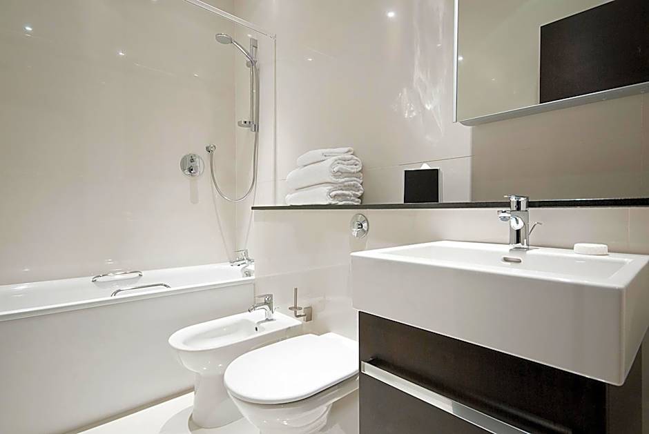 130 Queen's Gate Apartments