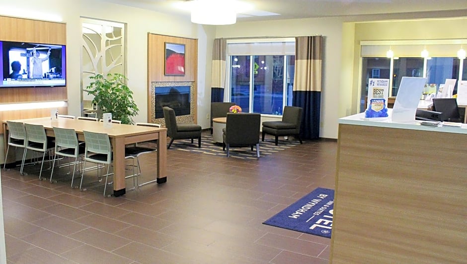 Microtel Inn & Suites Penn Yan Finger Lakes Region