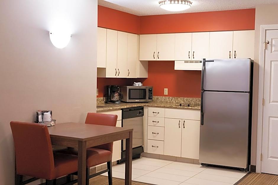 Hawthorn Suites by Wyndham Erie