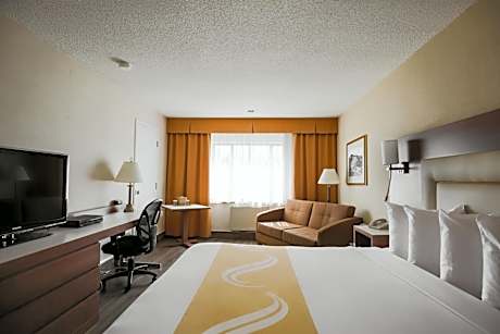 Executive King Room with Sofa Bed