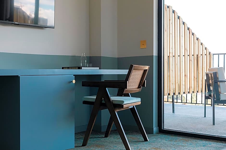 Castor & Pollux Hotel