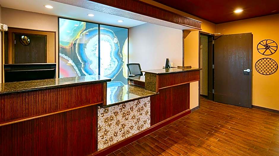 Best Western Plus Rama Inn