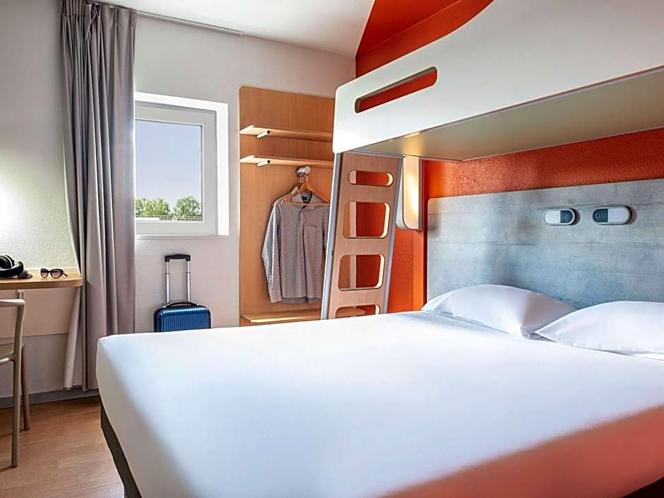 ibis budget Grigny Centre