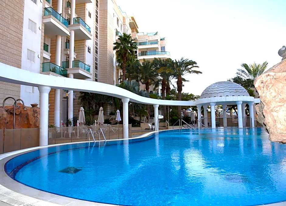 Stylish 3BR Golf Residence Eilat