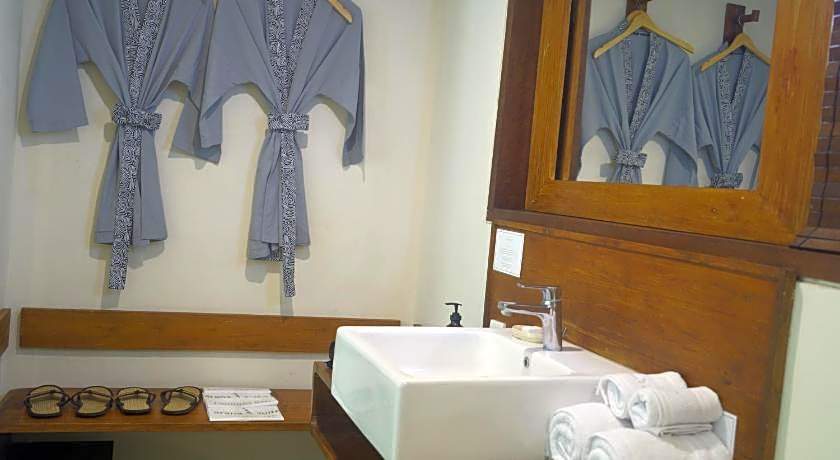 Arana Suite