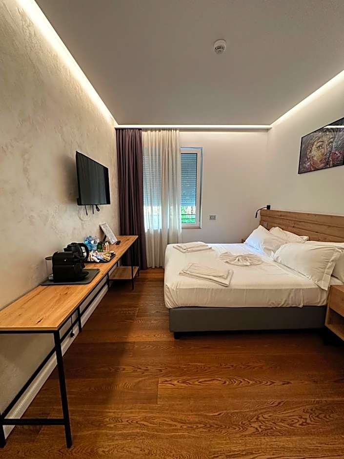 GRANDI 32 Boutique Residence