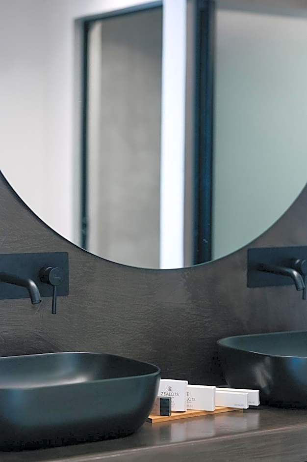 Elements Cozy Suites Pyrgos