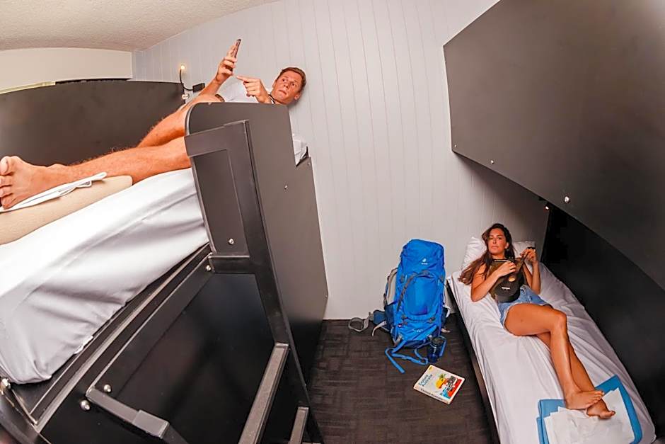 Bunk Surfers Paradise