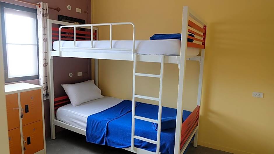 Captan Home