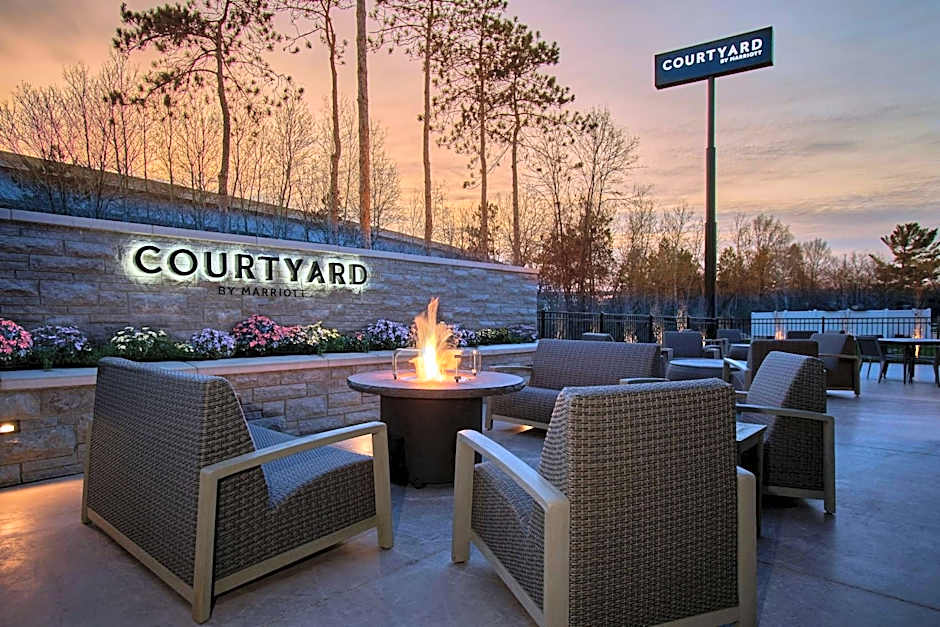 Courtyard by Marriott Wausau