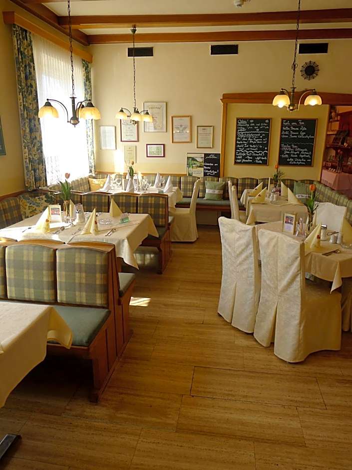 Hotel Restaurant Böck "Roter Hahn"