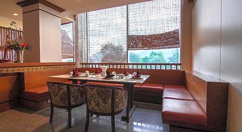 Arawan Riverside Hotel