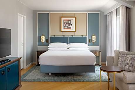 King Executive Room