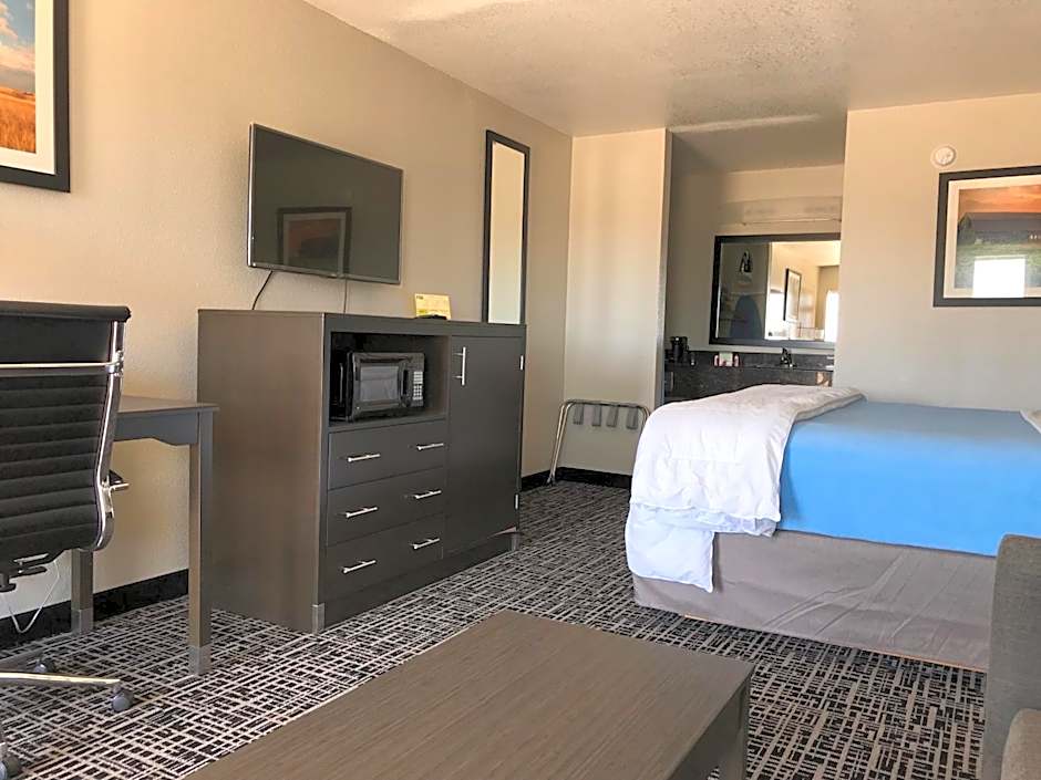 Days Inn by Wyndham Grove