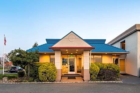 Garden Executive Hotel