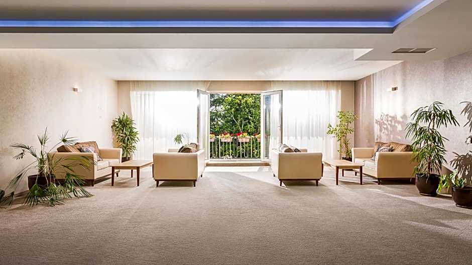 Dunav Plaza Hotel
