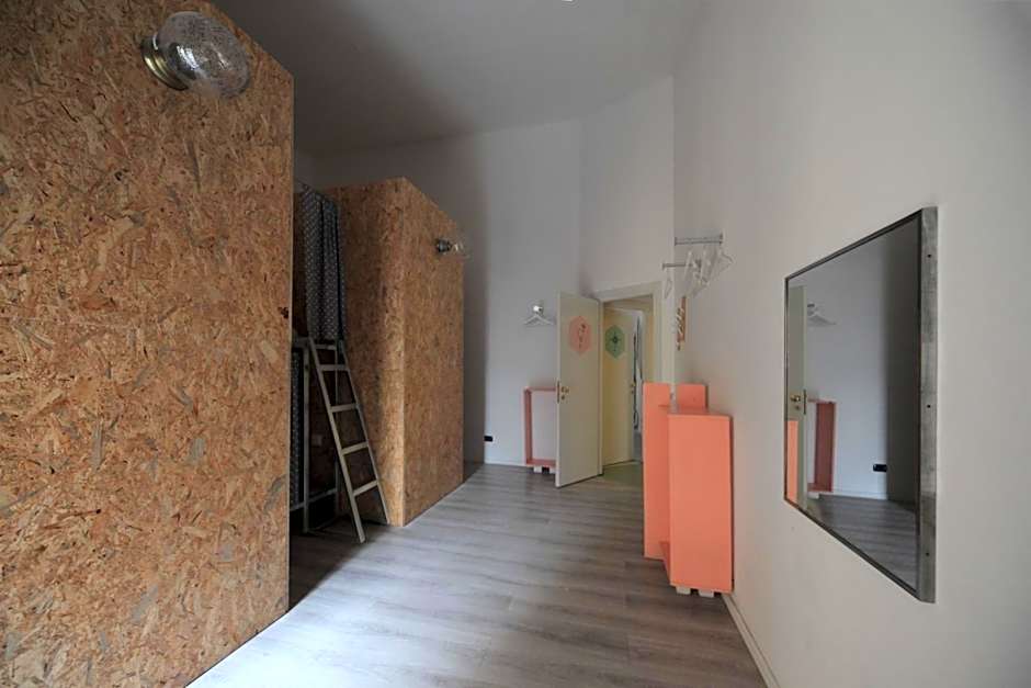 Dopa Hostel