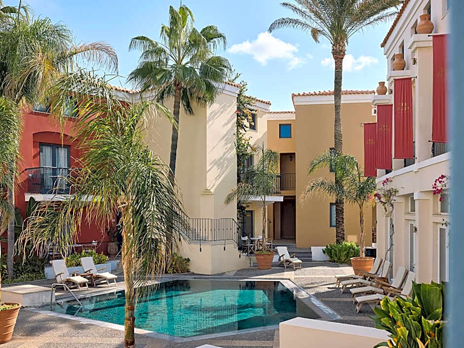 Grecotel Plaza Beach House