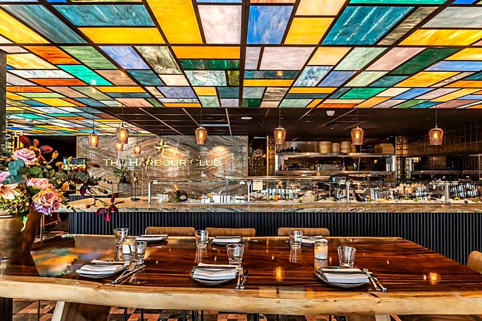 Apollo Hotel Amsterdam, a Tribute Portfolio Hotel