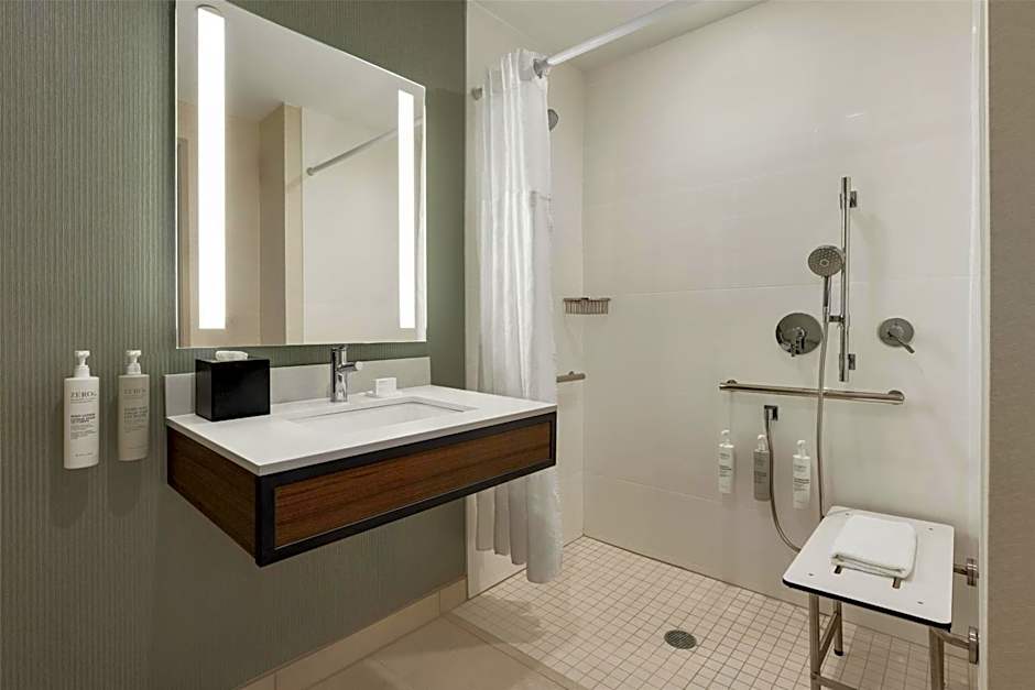 Hilton Garden Inn Riverhead