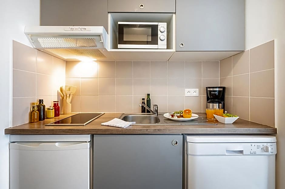 Nemea Appart Hotel Elypseo Strasbourg Port