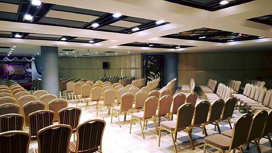 Oriental Crystal Hotel