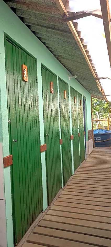 Piratas Cabanas Camping Bar