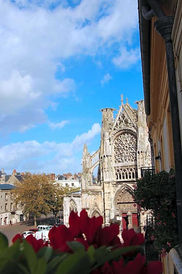 Hôtel Au Grand Duquesne