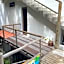 Hostel Pipe House