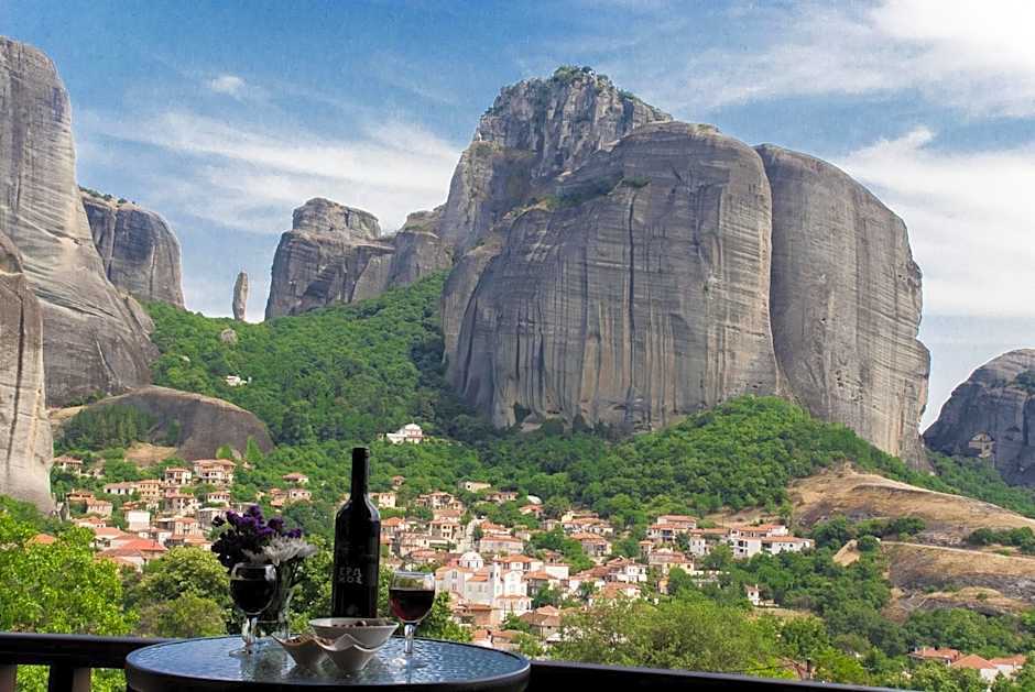 Hotel Doupiani House