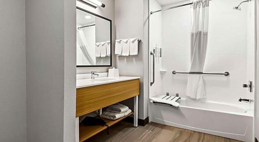 Spark by Hilton Catoosa Tulsa