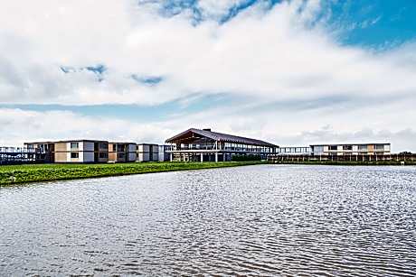 Moderate Twin Non-Smoking