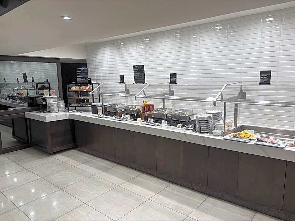 Holiday Inn Montreal Centre Ville Downtown By IHG
