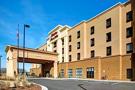 Hampton Inn By Hilton And Suites Columbus